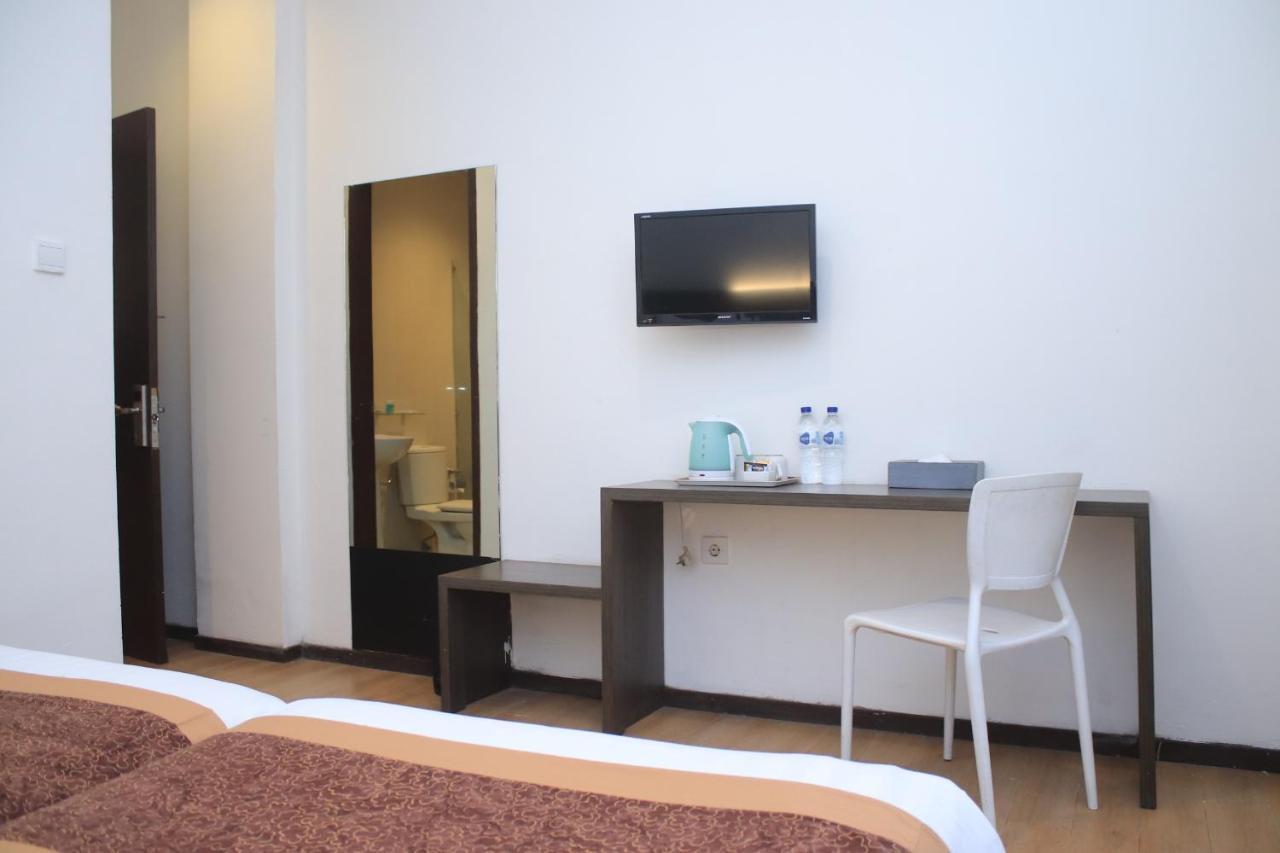 Sunwood Hotel Arianz Mataram Extérieur photo