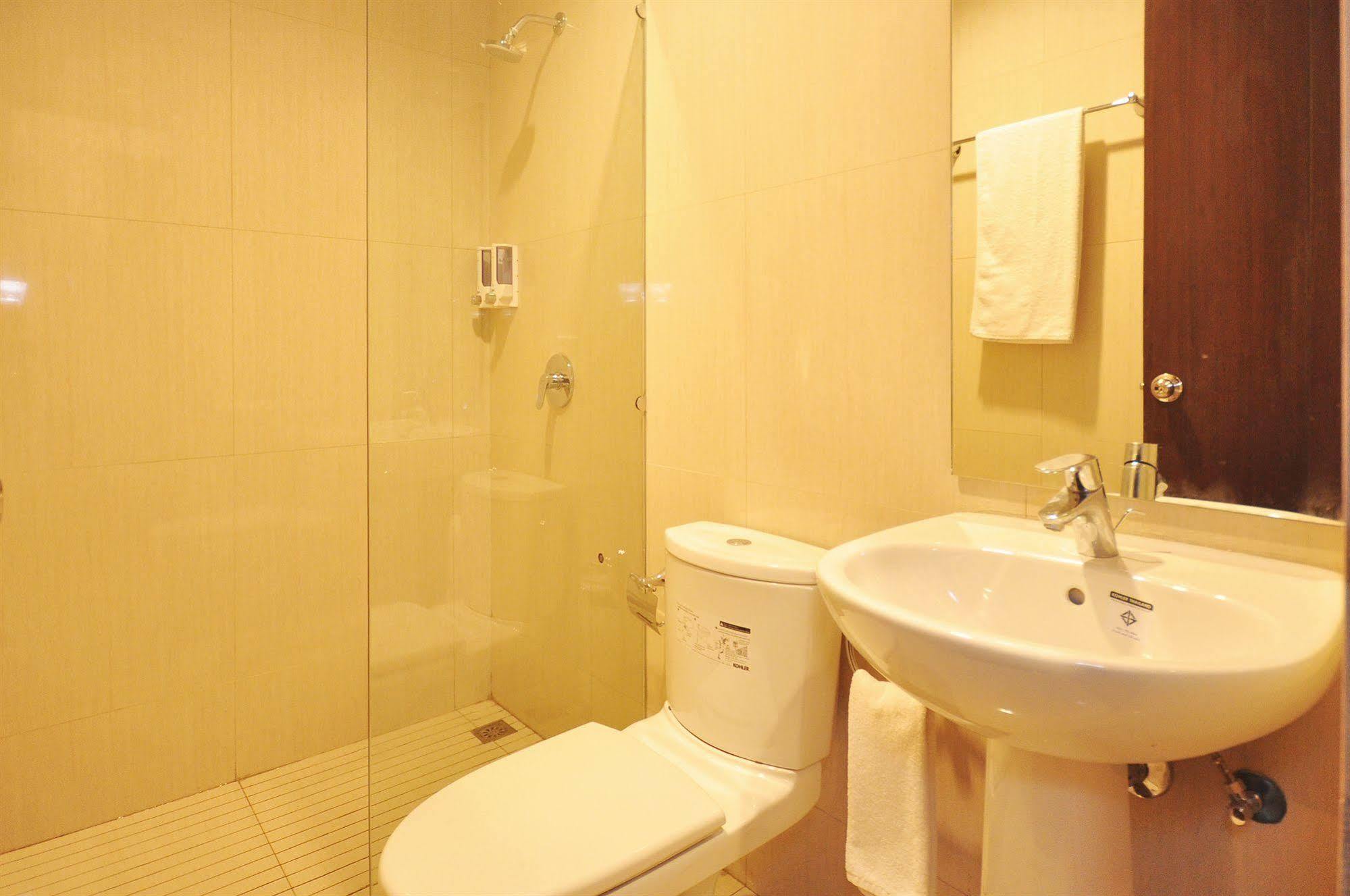 Sunwood Hotel Arianz Mataram Extérieur photo