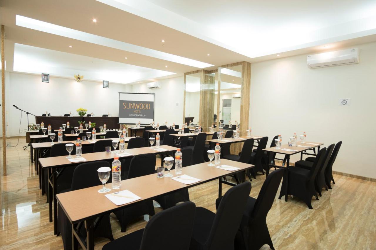 Sunwood Hotel Arianz Mataram Extérieur photo