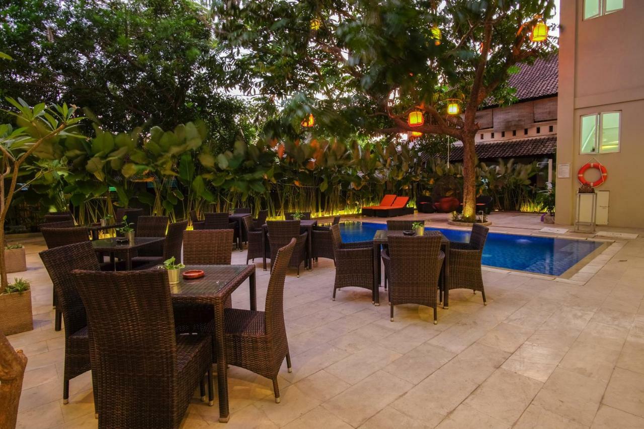Sunwood Hotel Arianz Mataram Extérieur photo